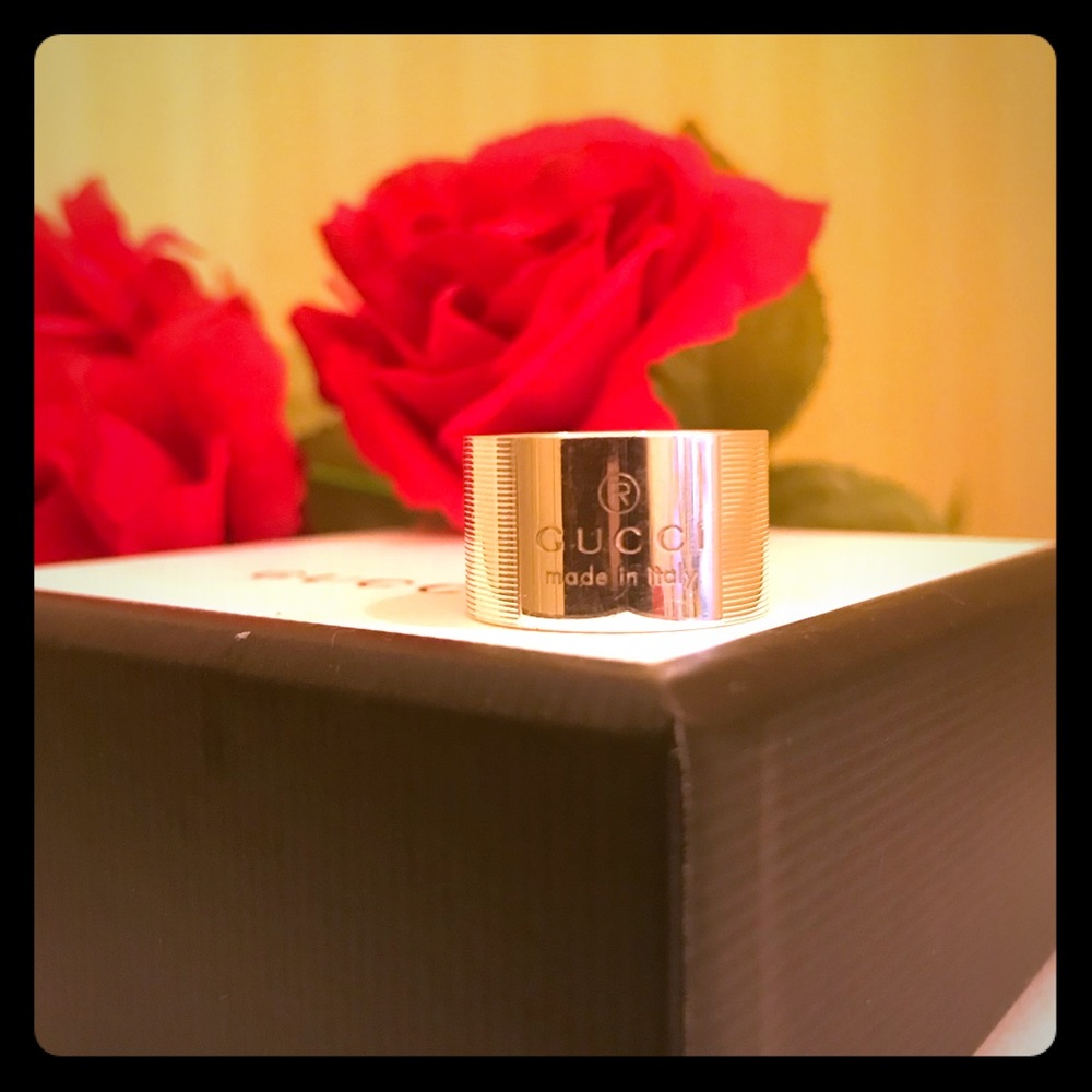 🌹🍃Authentic GUCCI Ring🌹🍃